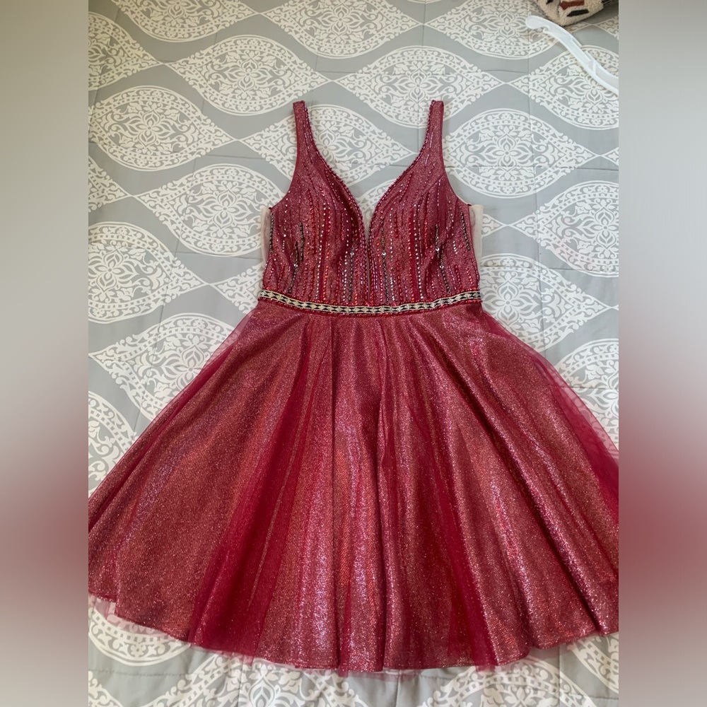 Red Homecoming / Formal Dress - Sz10